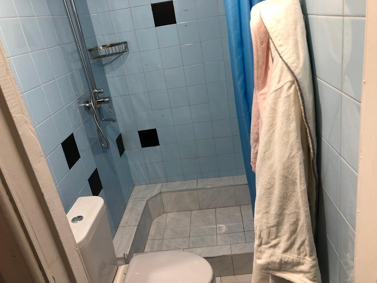 4 Friends Hostel 耶烈万 外观 照片